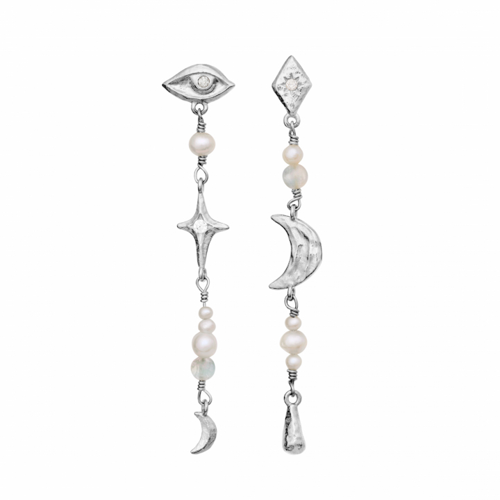 Sissone Örhängen Silver i gruppen Örhängen / Pärlörhängen hos SCANDINAVIAN JEWELRY DESIGN (10033C)