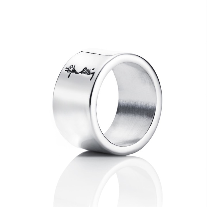 Wide & Signature Ring Silver i gruppen Ringar / Silverringar hos SCANDINAVIAN JEWELRY DESIGN (13-100-00435)