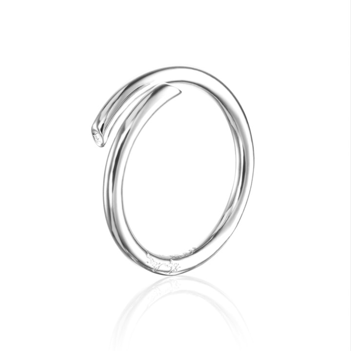 Hug Ring Silver i gruppen Ringar / Diamantringar hos SCANDINAVIAN JEWELRY DESIGN (13-100-01600)