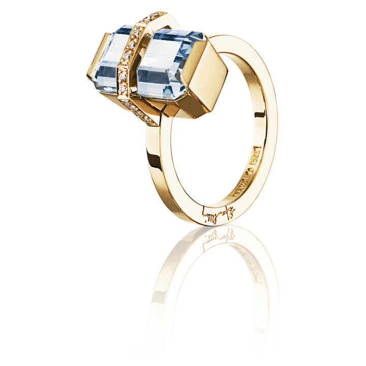 Little Bend Over - Aquamarine Ring Guld i gruppen Ringar / Förlovning & vigselringar hos SCANDINAVIAN JEWELRY DESIGN (13-101-01043)