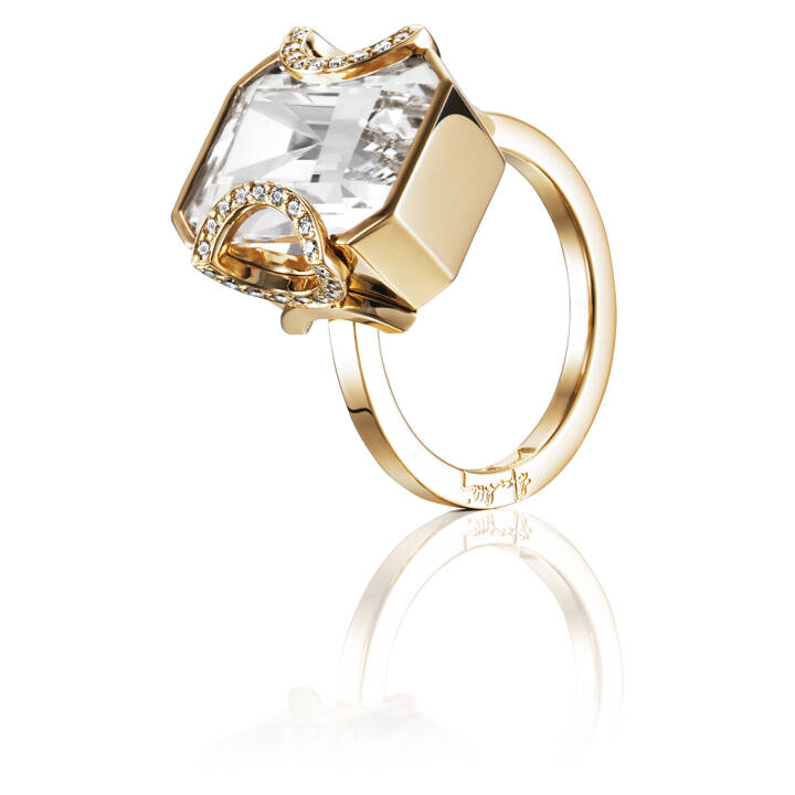 Little Magic Star - Crystal Quartz Ring Guld i gruppen Ringar / Förlovning & vigselringar hos SCANDINAVIAN JEWELRY DESIGN (13-101-01244)