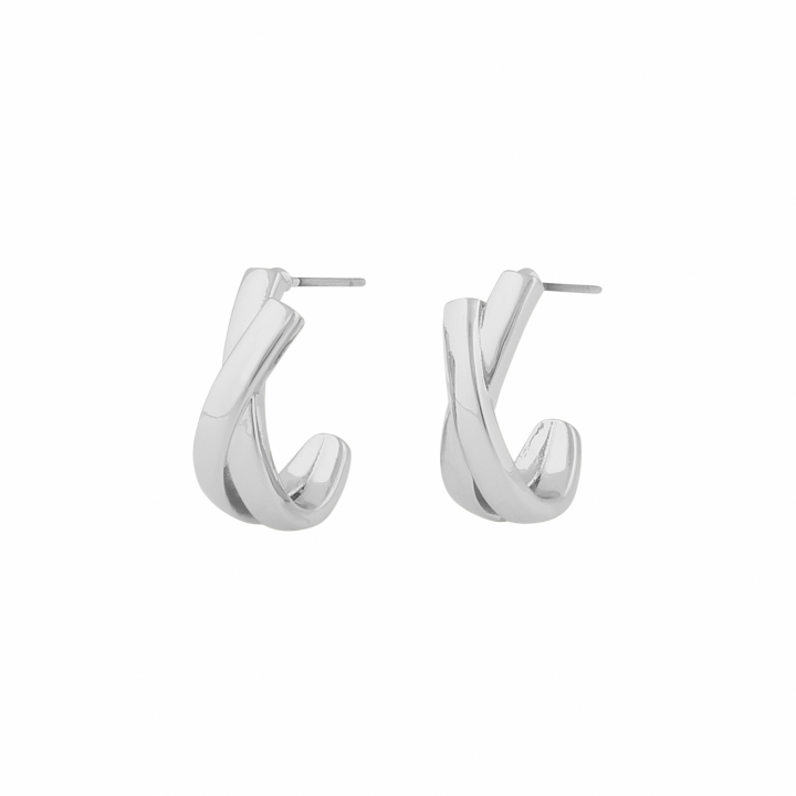 Pillow twisted ear Silver i gruppen Örhängen / Silverörhängen hos SCANDINAVIAN JEWELRY DESIGN (1308-6600-256)