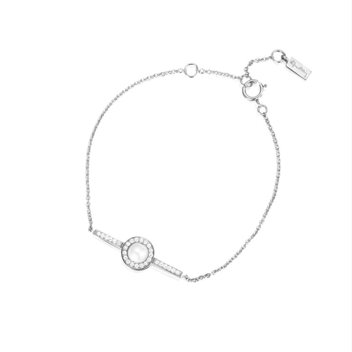 Little Day Pearl & Stars Armband Vitguld 16-19 cm i gruppen Armband / Diamantarmband hos SCANDINAVIAN JEWELRY DESIGN (14-102-01910-1619)