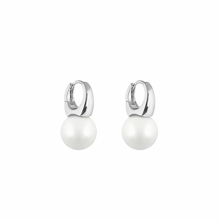Jackie short Örhängen Silver i gruppen Örhängen / Pärlörhängen hos SCANDINAVIAN JEWELRY DESIGN (1404-6600-010)