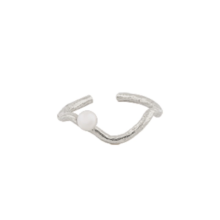 One Pearl ring Silver i gruppen Ringar / Pärlringar hos SCANDINAVIAN JEWELRY DESIGN (1632511001)