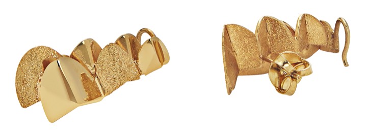Roof double örhänge Guld i gruppen Örhängen / Guldörhängen hos SCANDINAVIAN JEWELRY DESIGN (1723420001)