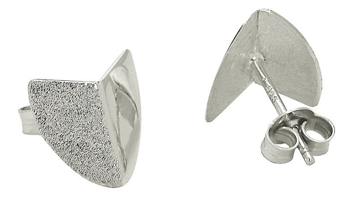 Roof big örhänge Silver i gruppen Örhängen / Silverörhängen hos SCANDINAVIAN JEWELRY DESIGN (1725410001)