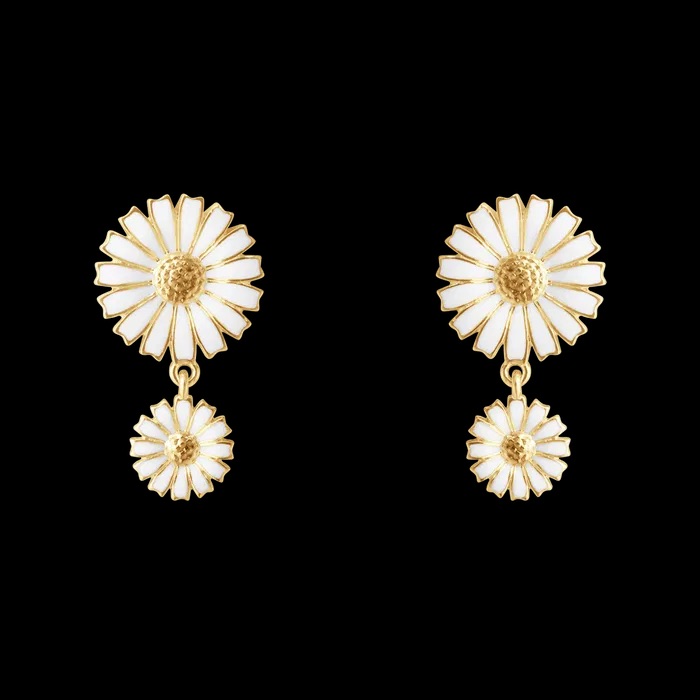 DAISY Double Örhänge Silver guldpläterad WHITE ENAMEL 13mm/8mm i gruppen Örhängen / Guldörhängen hos SCANDINAVIAN JEWELRY DESIGN (20001670)