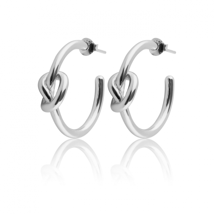 Knot Mini Hoops örhänge (silver) i gruppen Örhängen / Silverörhängen hos SCANDINAVIAN JEWELRY DESIGN (E2104RHS0-OS)