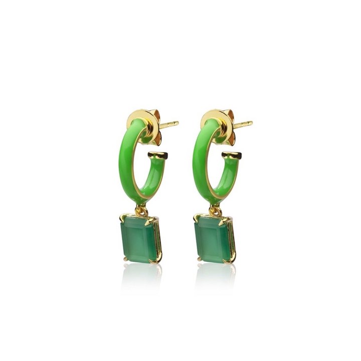 Iris enamel hoops green (gold) i gruppen Örhängen / Guldörhängen hos SCANDINAVIAN JEWELRY DESIGN (E2151GEGO-OS)