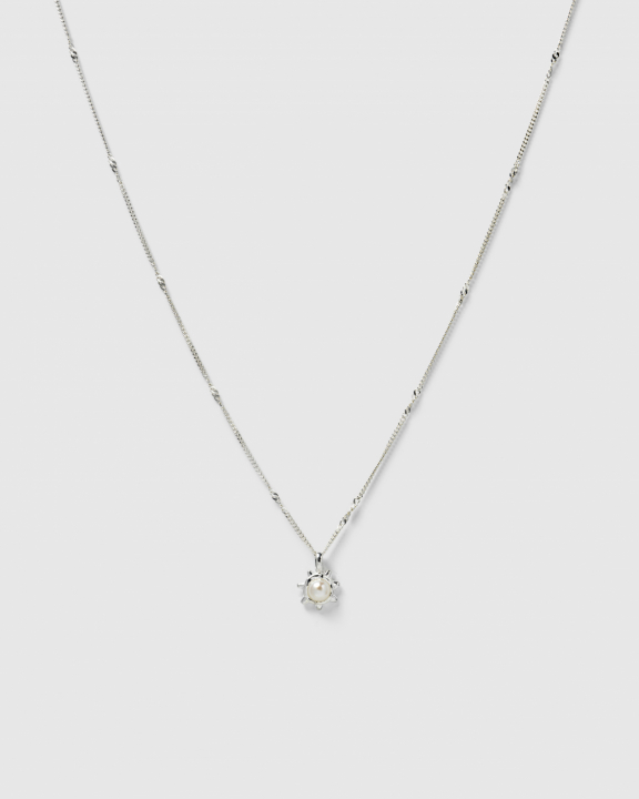 Florentina Pearl Halsband Silver i gruppen Halsband / Silverhalsband hos SCANDINAVIAN JEWELRY DESIGN (NS1417)