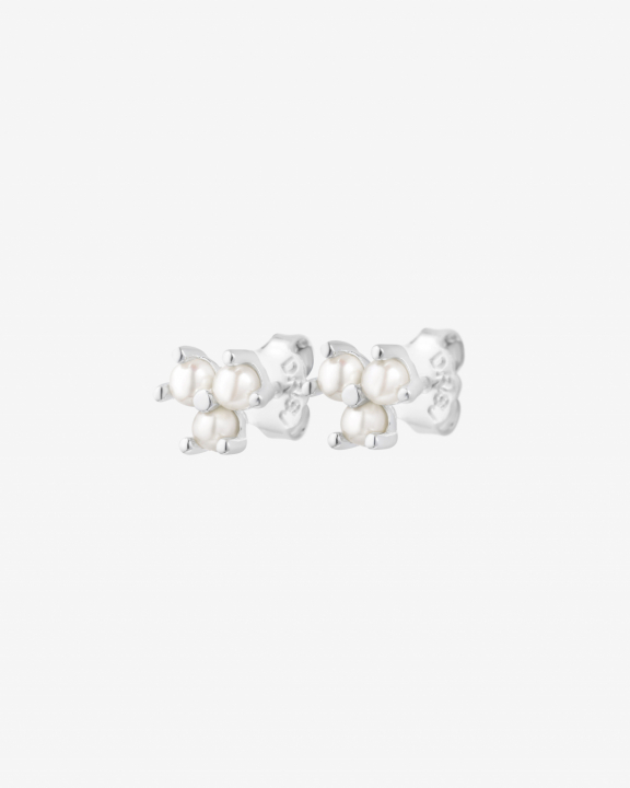 DRAKENBERG SJÖLIN Petite Star pearl studs/örhänge