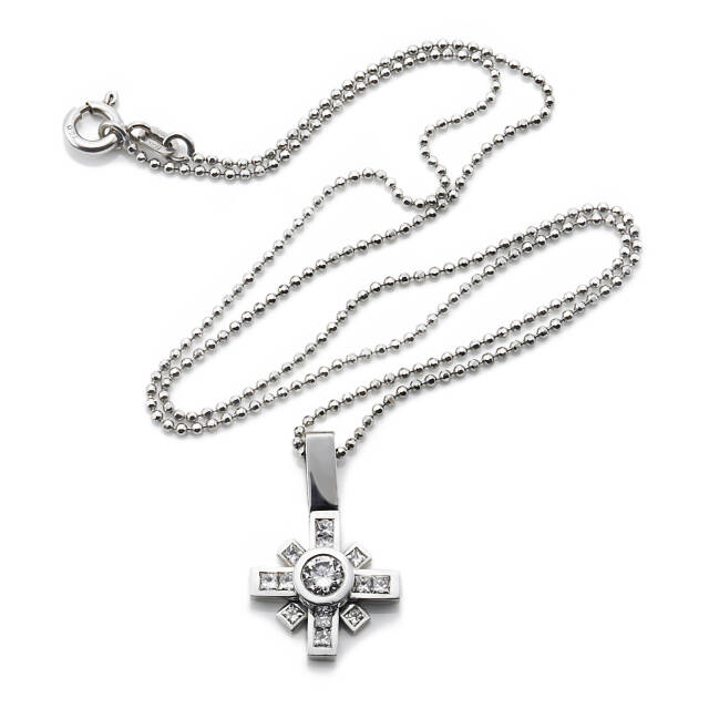 Little Miss Pretty Hängsmycke Vitguld