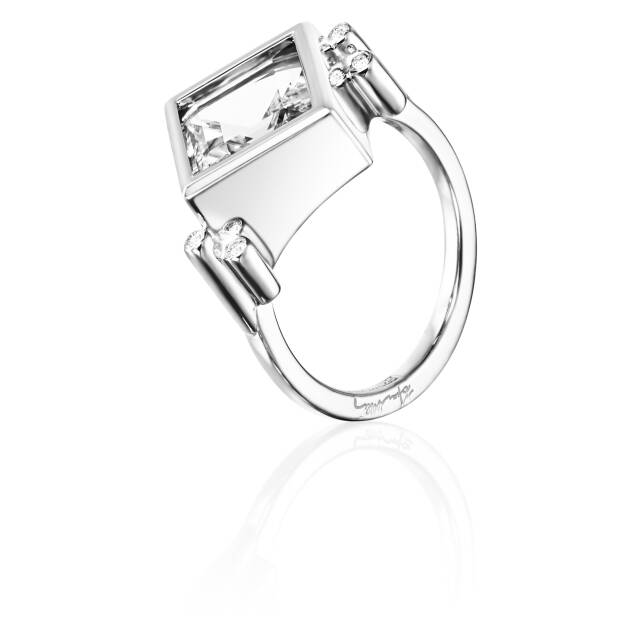 Shiny Memory - Crystal Quartz Ring Silver