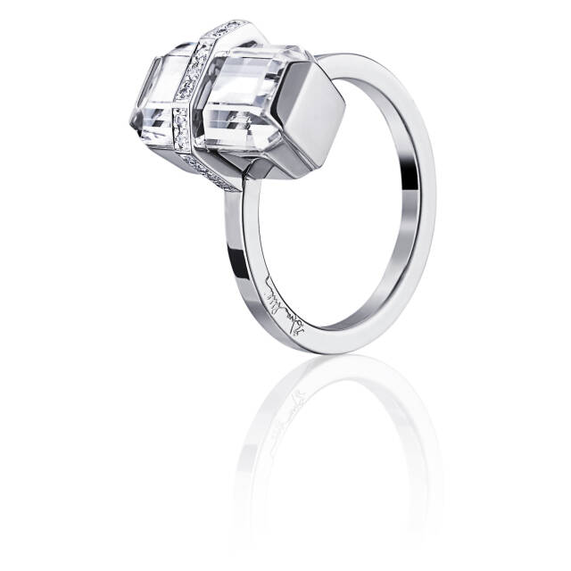 Little Bend Over - Crystal Quartz Ring Vitguld