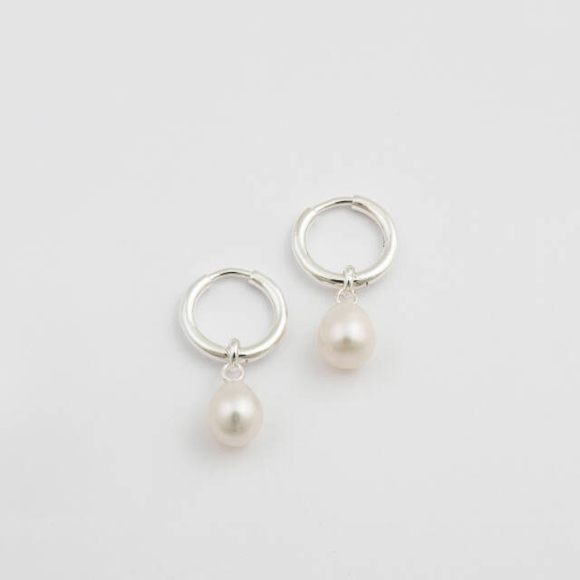 Treasure Pearl Hoops Silver