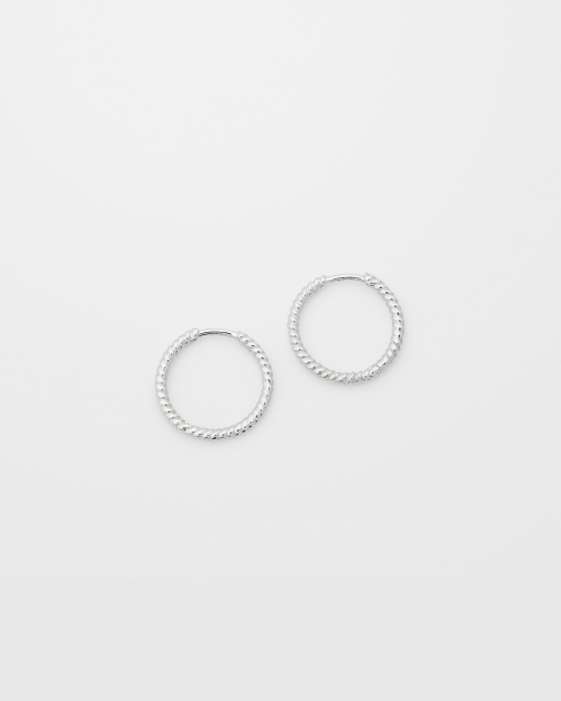 Beloved Twisted Medium Hoops Silver