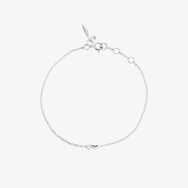 Loving heart armband silver