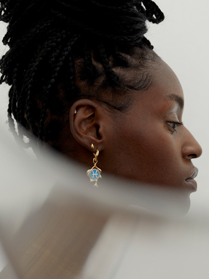 Anil 10 Huggie Goldplated Silver (One)