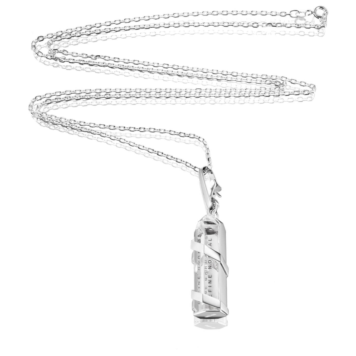 Define Normal Hängsmycke Silver