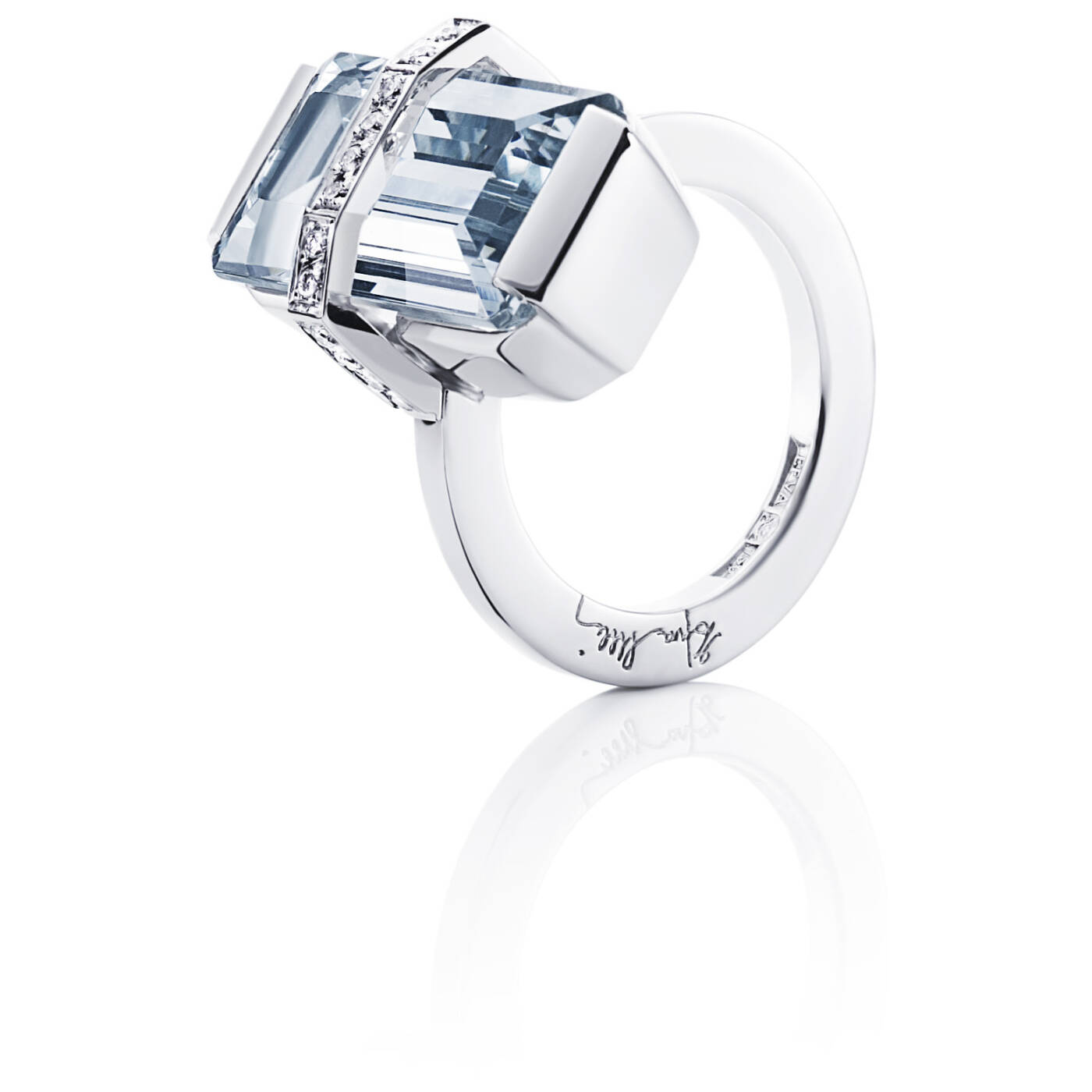 Bend Over - Aquamarine Ring Vitguld