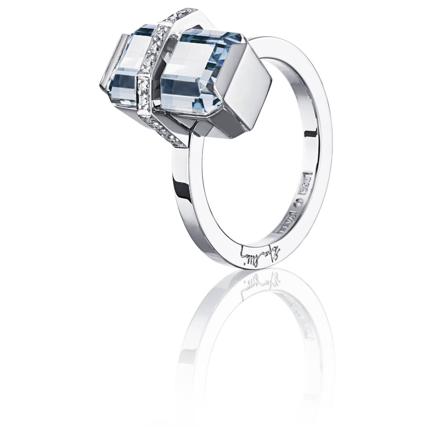 Little Bend Over - Aquamarine Ring Vitguld