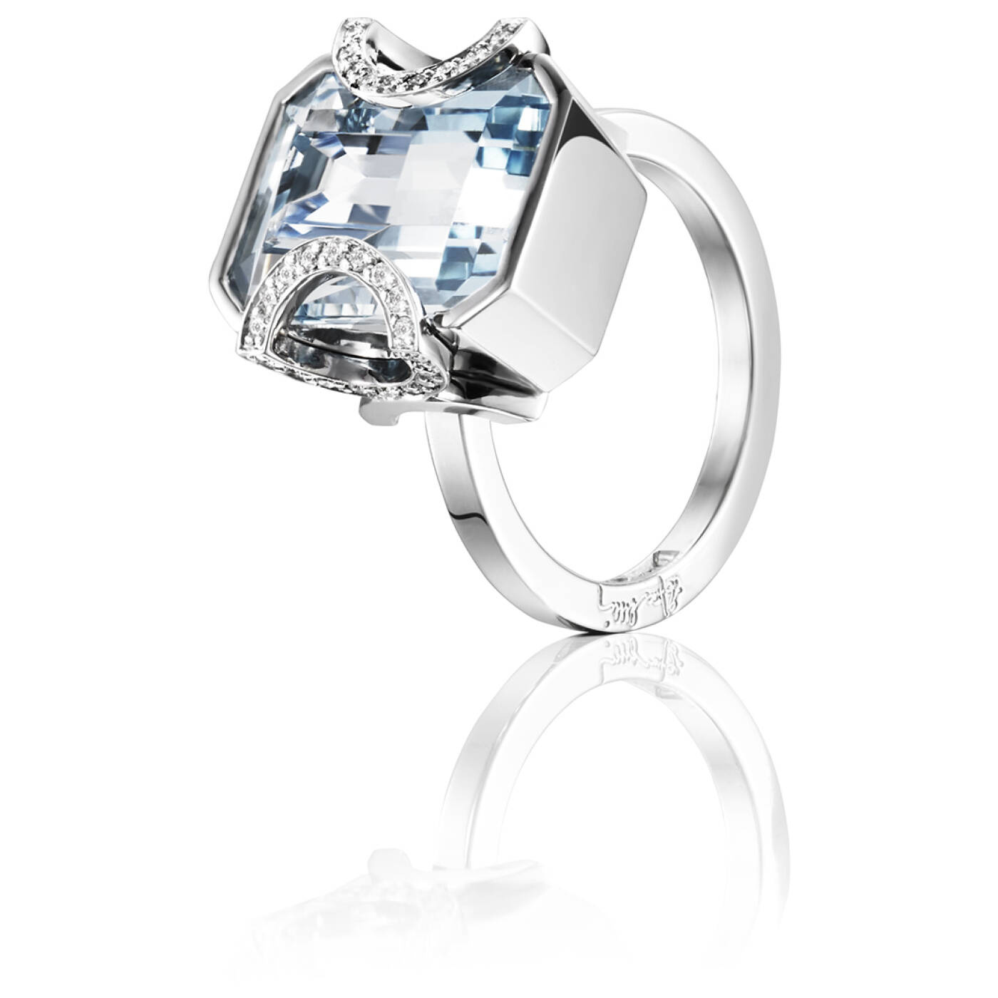 Little Magic Star - Aquamarine Ring Vitguld