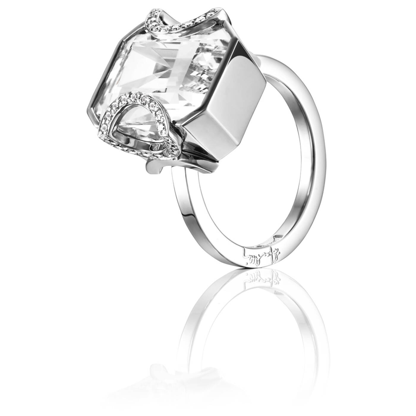 Little Magic Star - Crystal Quartz Ring Vitguld