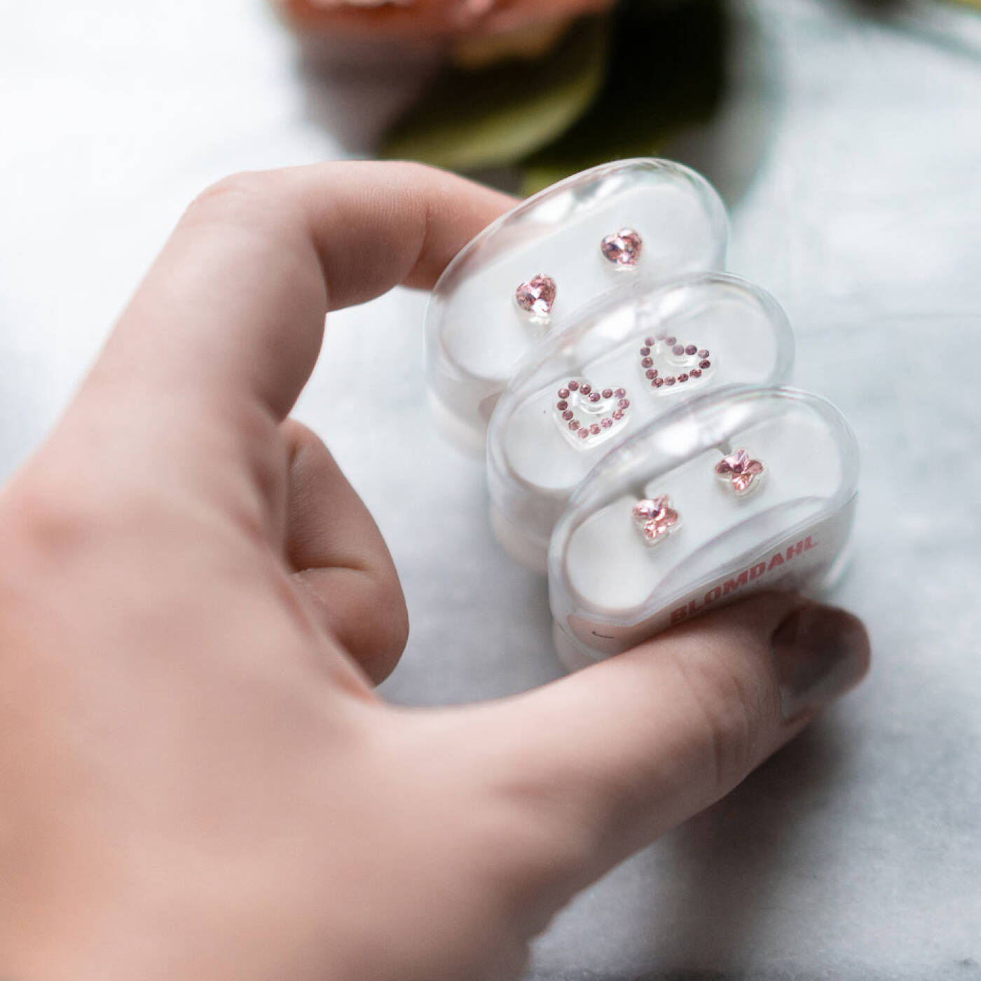 Medical Plastic Brilliance Heart Hollow  10 mm, Light rose Örhänge