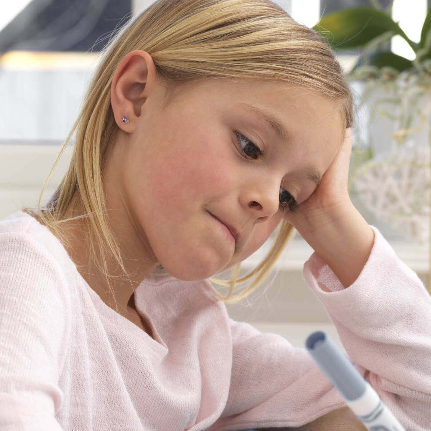 Medical Plastic Daisy 5 mm, Fantasy Örhänge