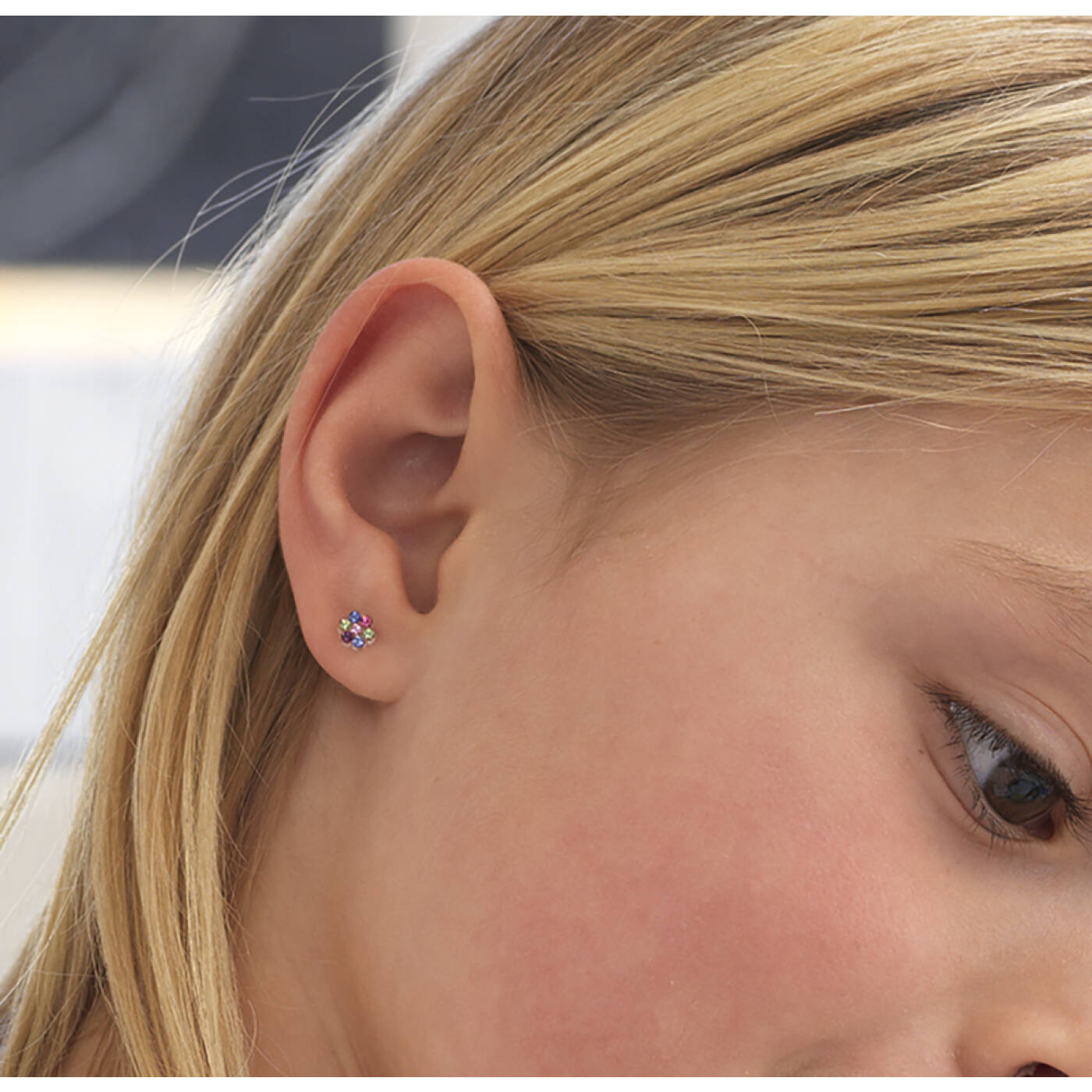 Medical Plastic Daisy 5 mm, Fantasy Örhänge