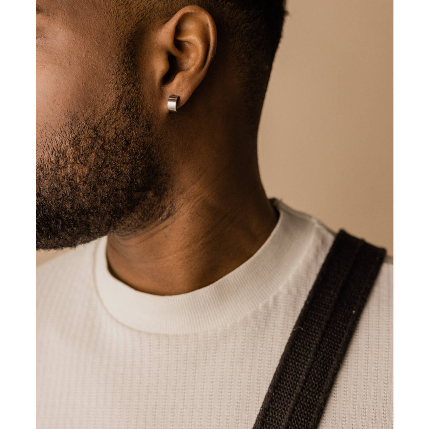 Natural Titanium Pendant Plain Grand Curved 10 mm Örhänge