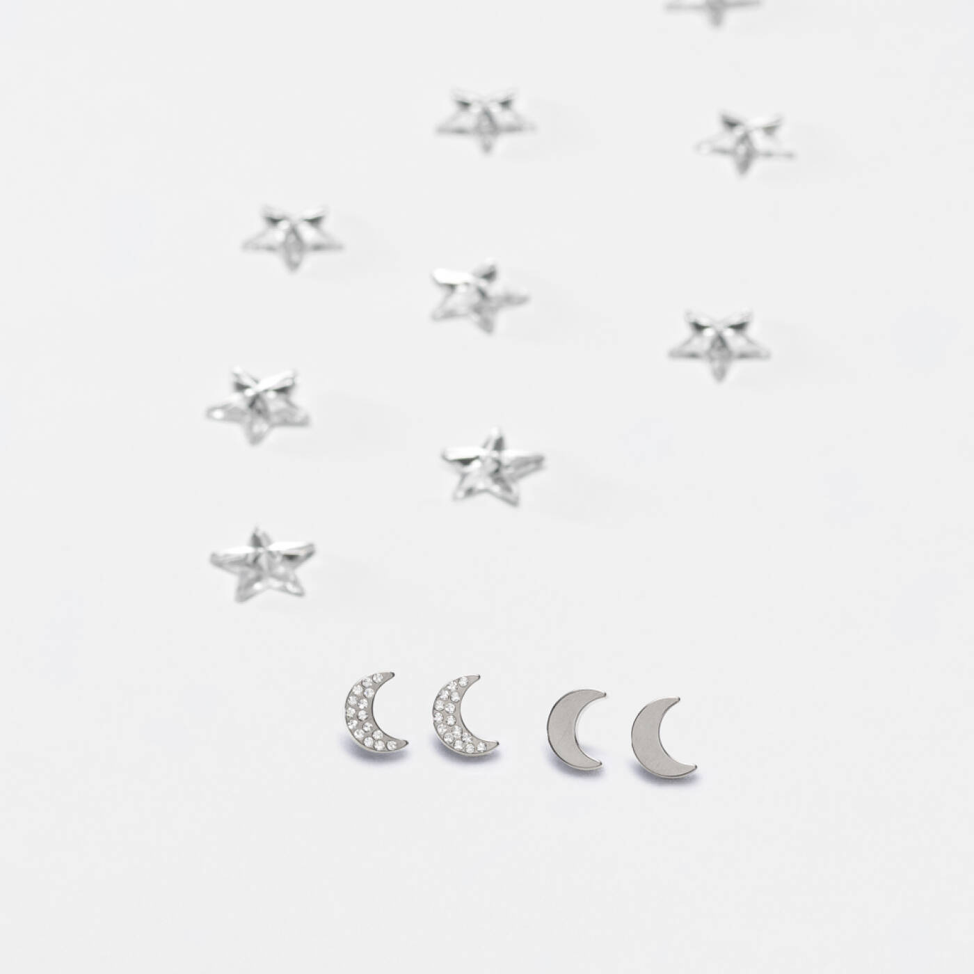 Natural Titanium Brilliance Moon 8 mm, Crystal Örhänge