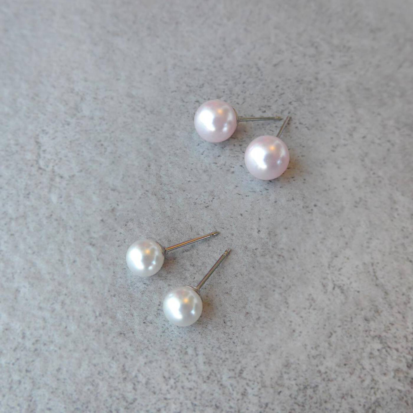 Natural Titanium Pearl 6 mm, White Örhänge