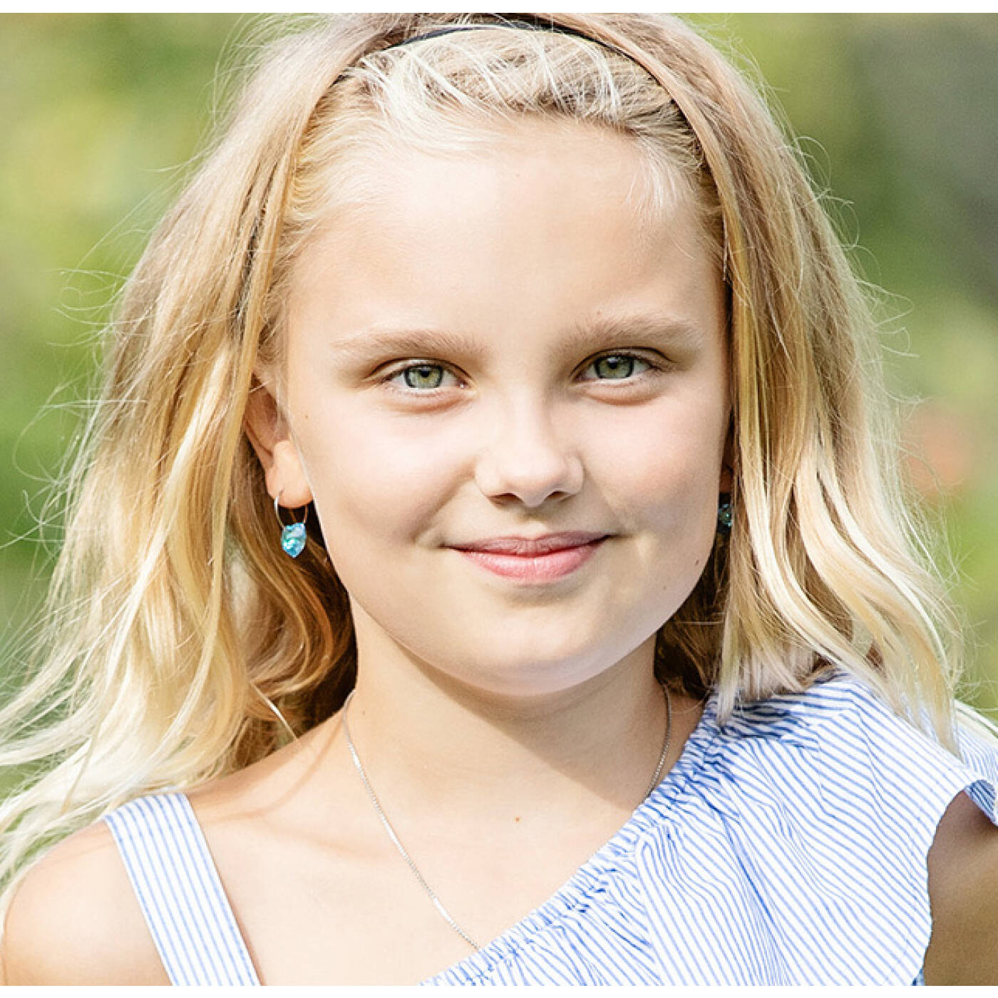 Natural Titanium Heart 10 mm, Aquamarine Örhänge