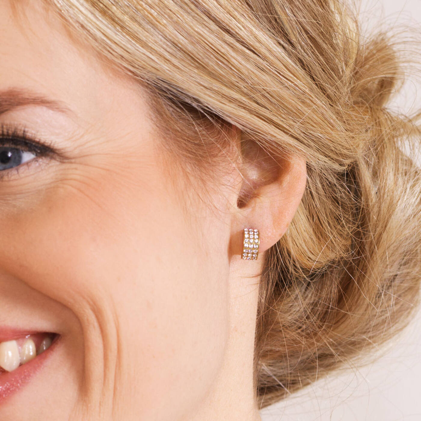 Golden Titanium Pendant Grand Brilliance Curved 10 mm, Crystal Örhänge