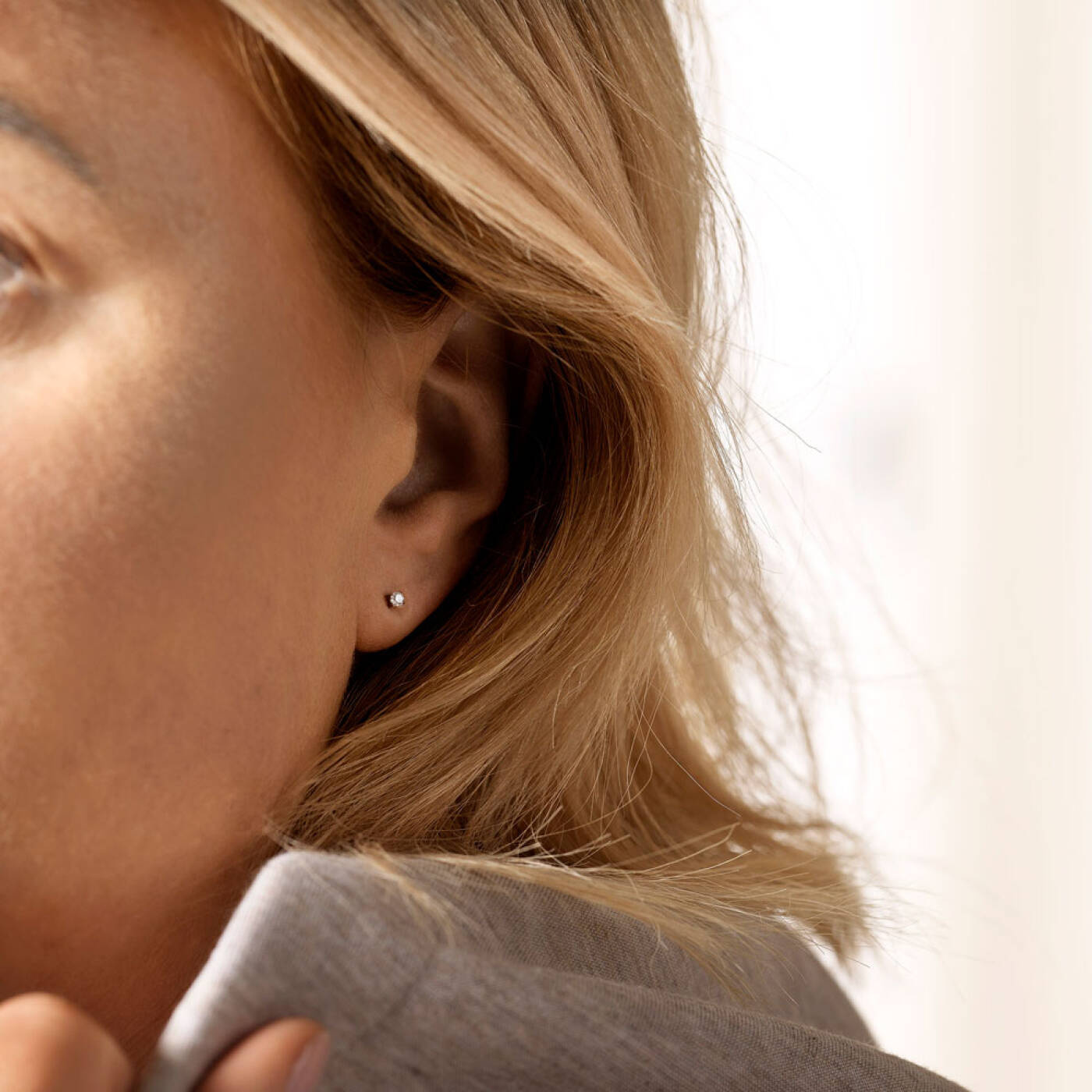 Silver Titanium Tiffany 3 mm, CZ White Örhänge