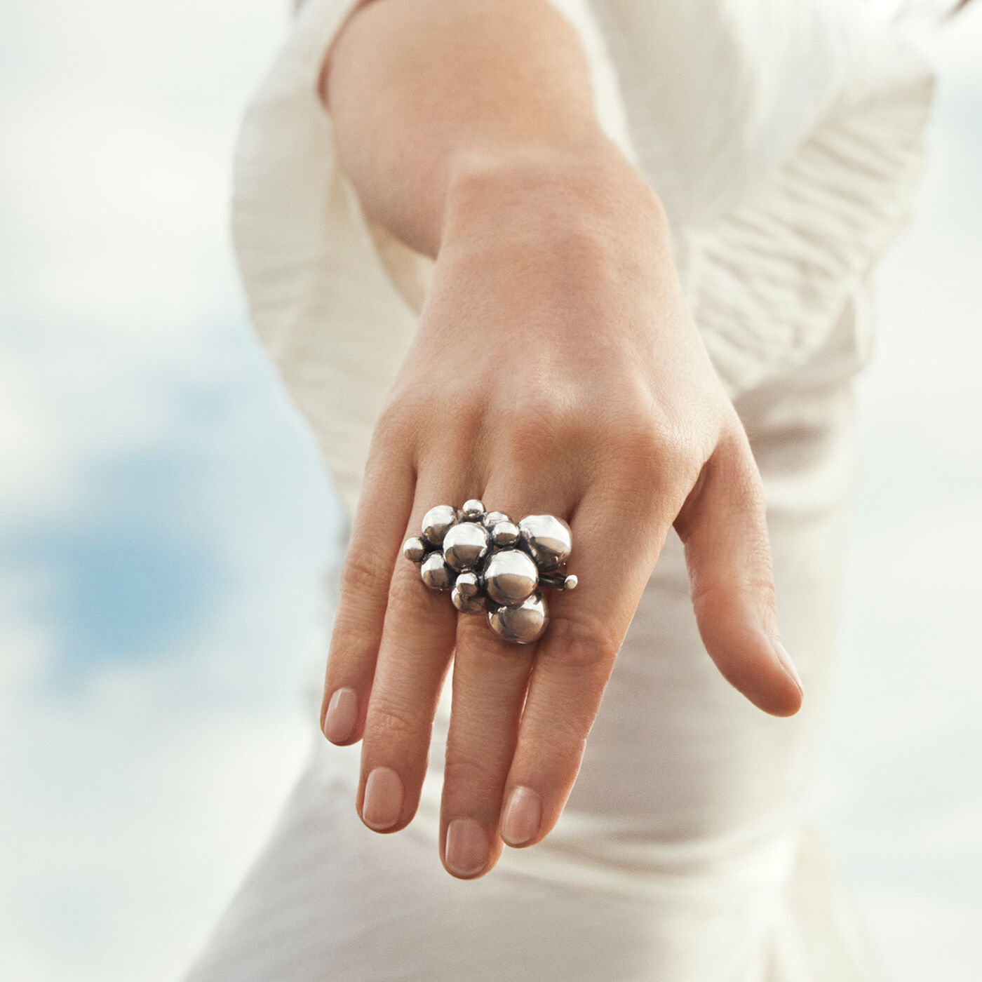 MOONLIGHT GRAPES LARGE Ring Silver