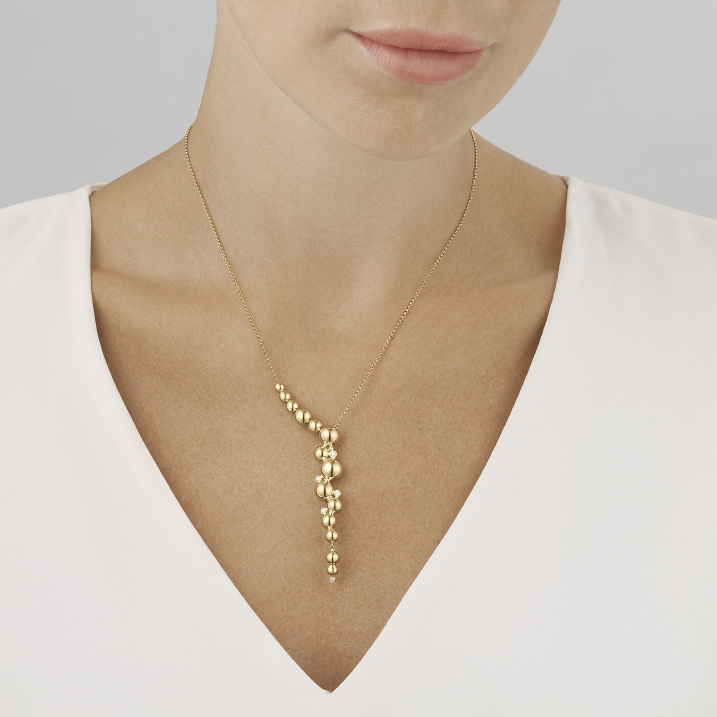 MOONLIGHT GRAPES Halsband Guld Diamant 0.12 ct