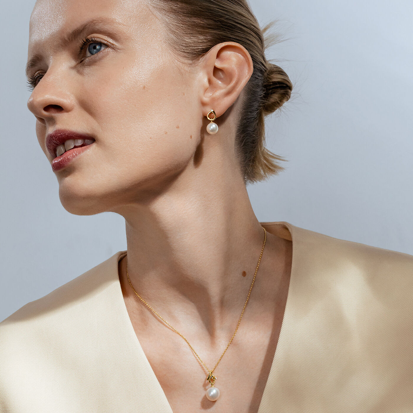 MAGIC Örhänge Guld PEARL Diamant 0.04 CT