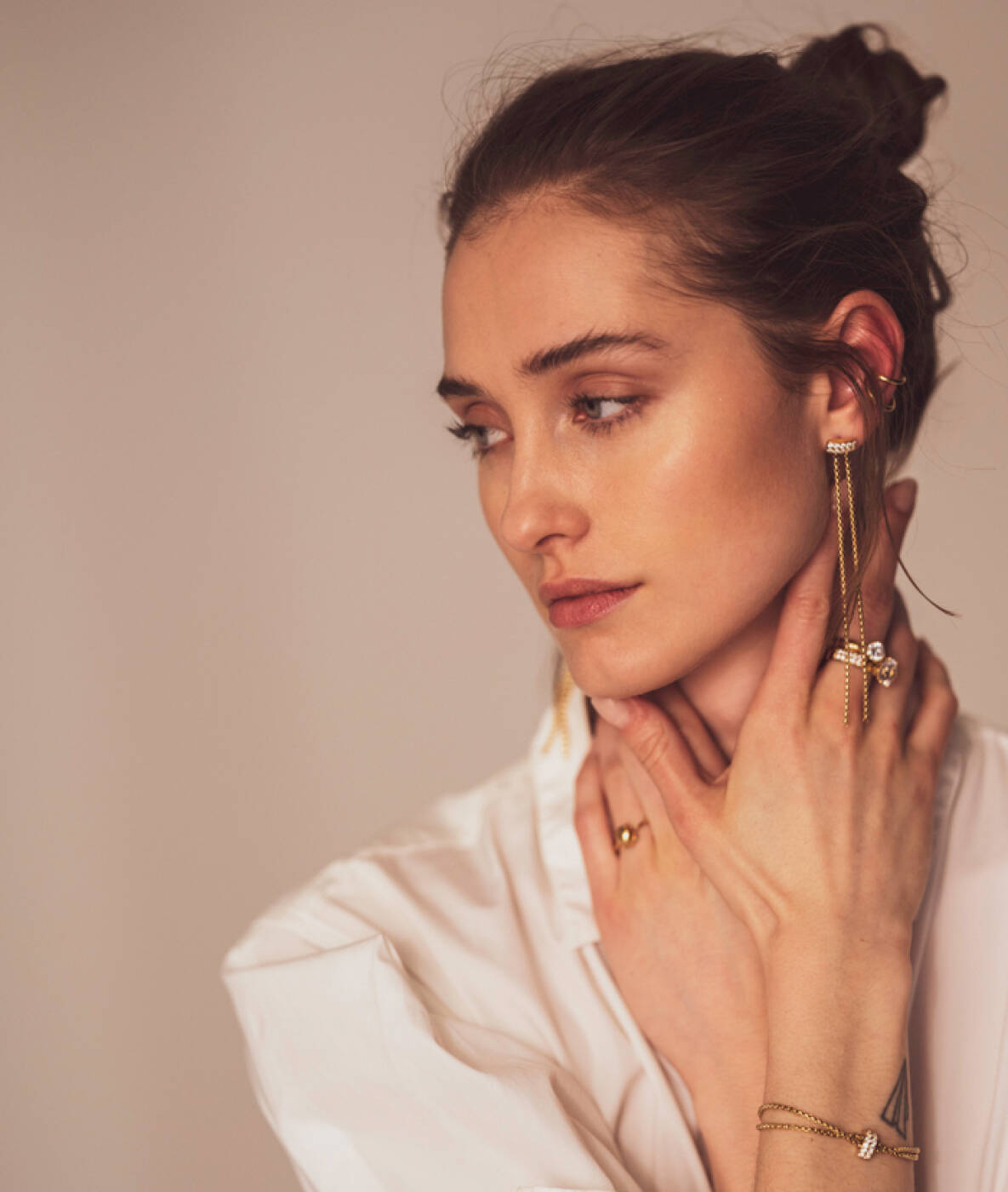 CLARISSA Long örhänge Guld