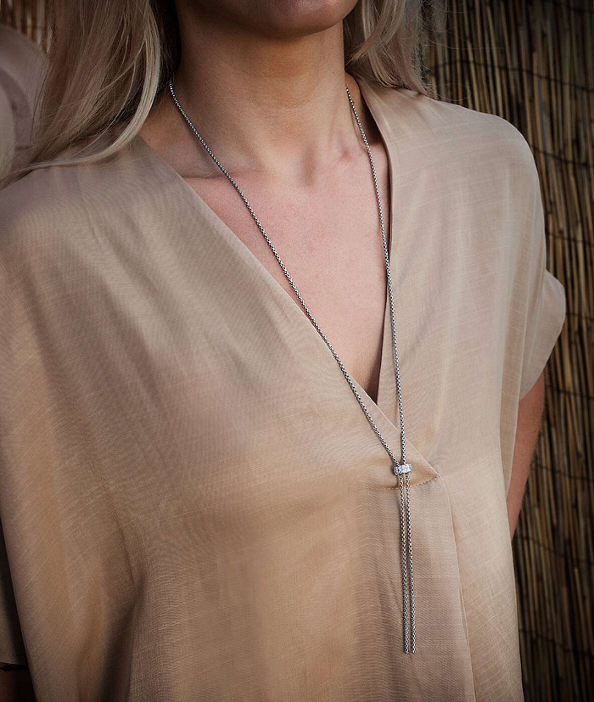 CLARISSA Long halsband Stål