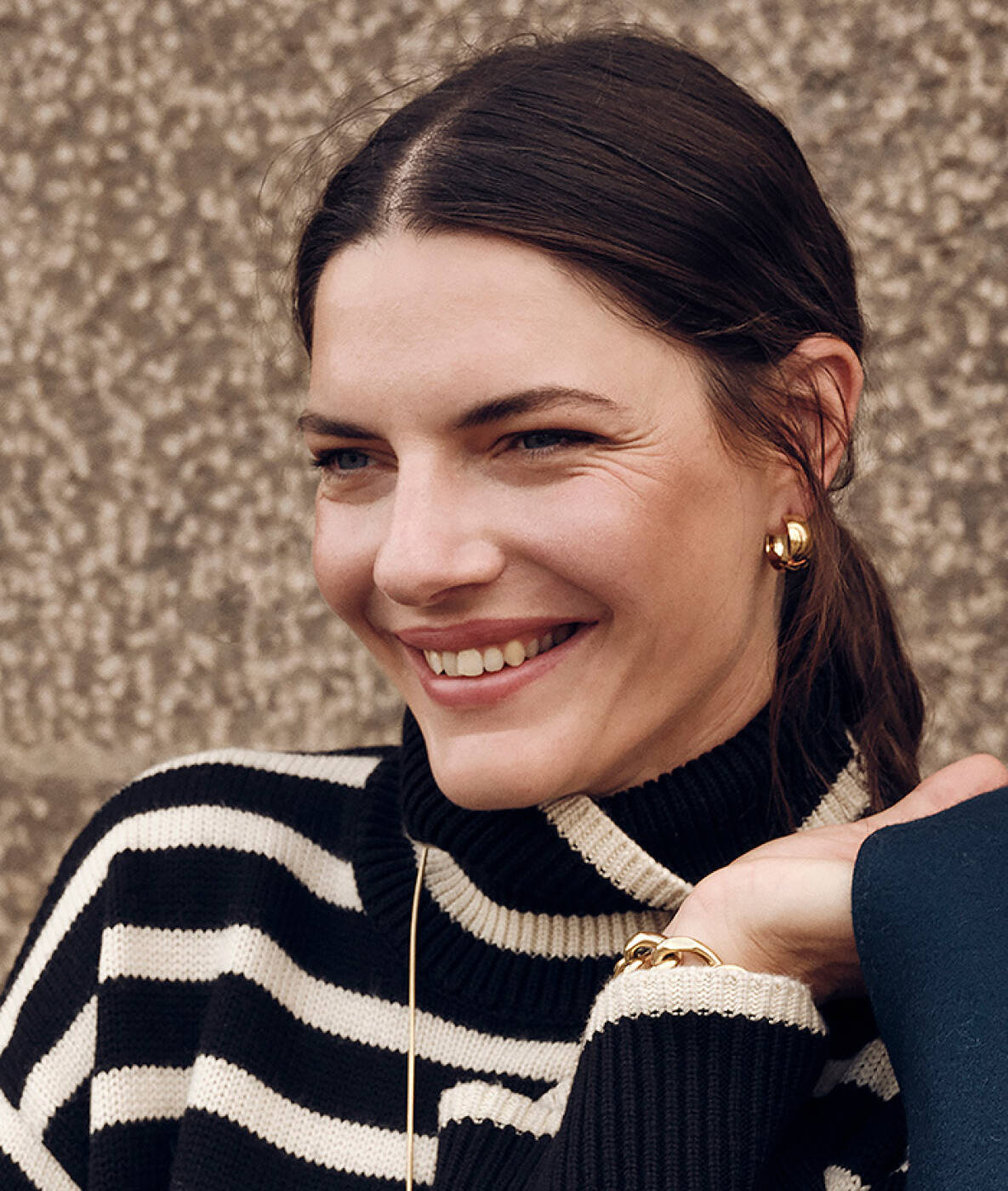 KLARA Wide 20mm örhänge Guld