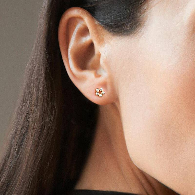 Bliss studs/örhänge Guld