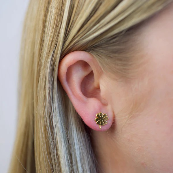 Clover studs Guld