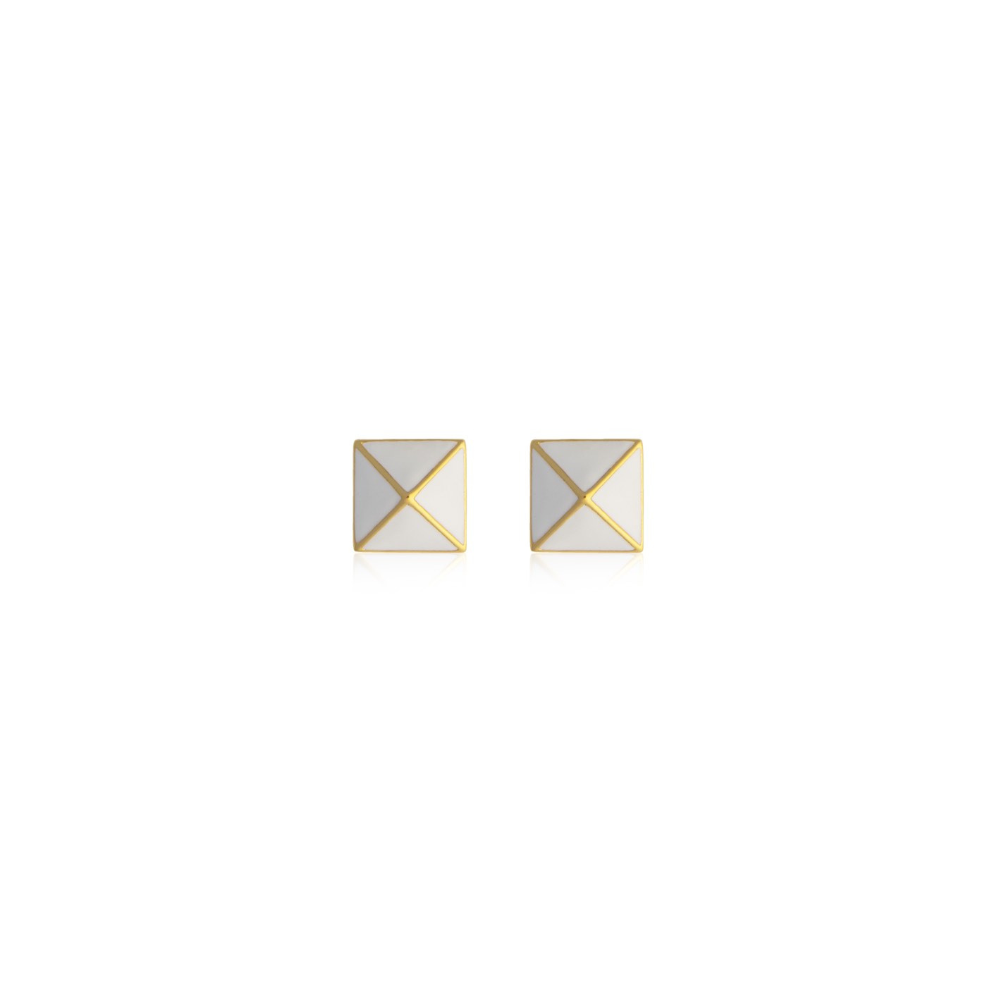 Enamel pyramid studs