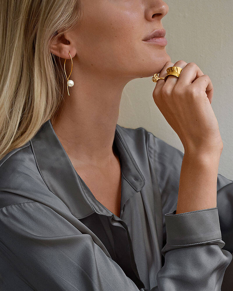 Le pearl örhänge guld