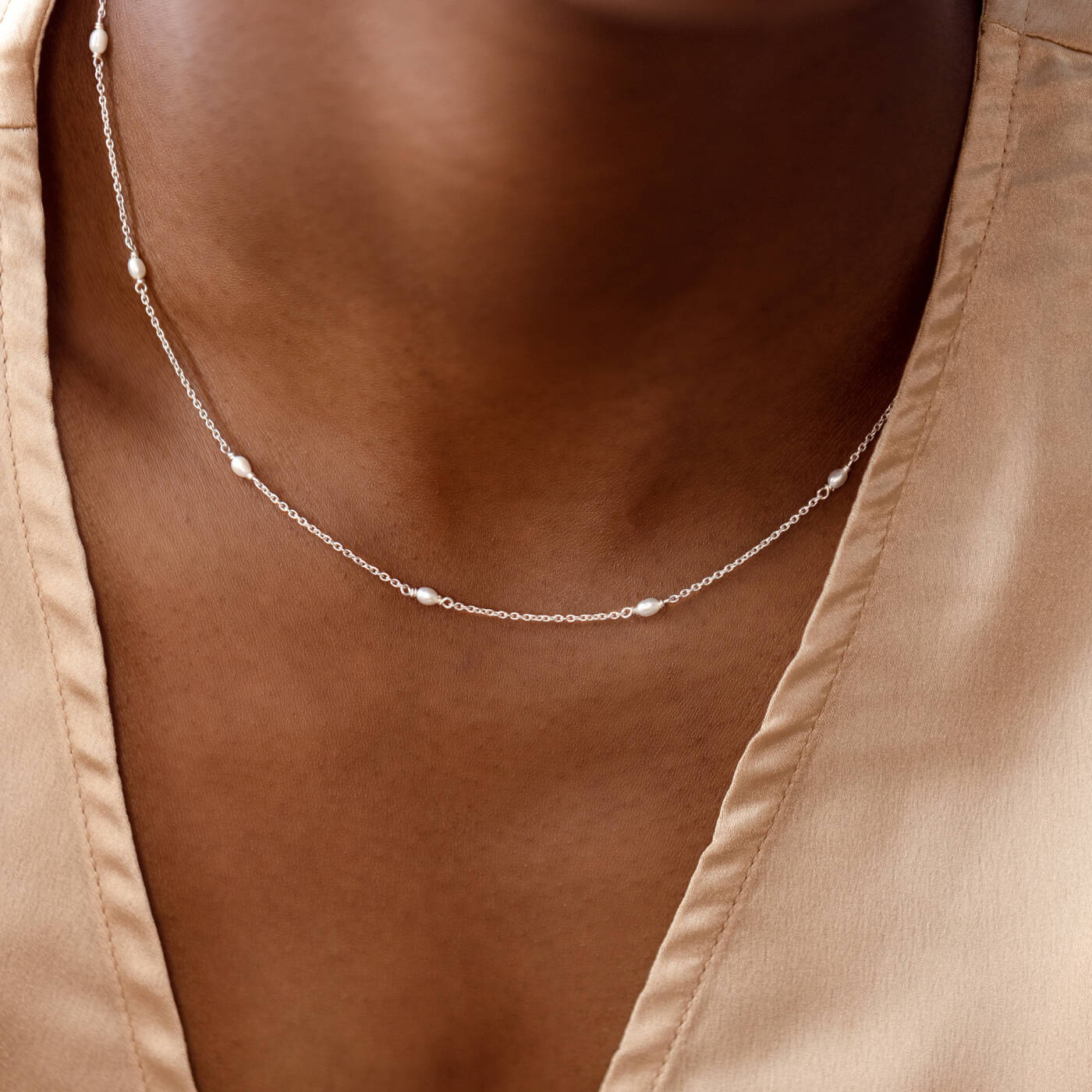 Treasure Multi Pearl Halsband Silver