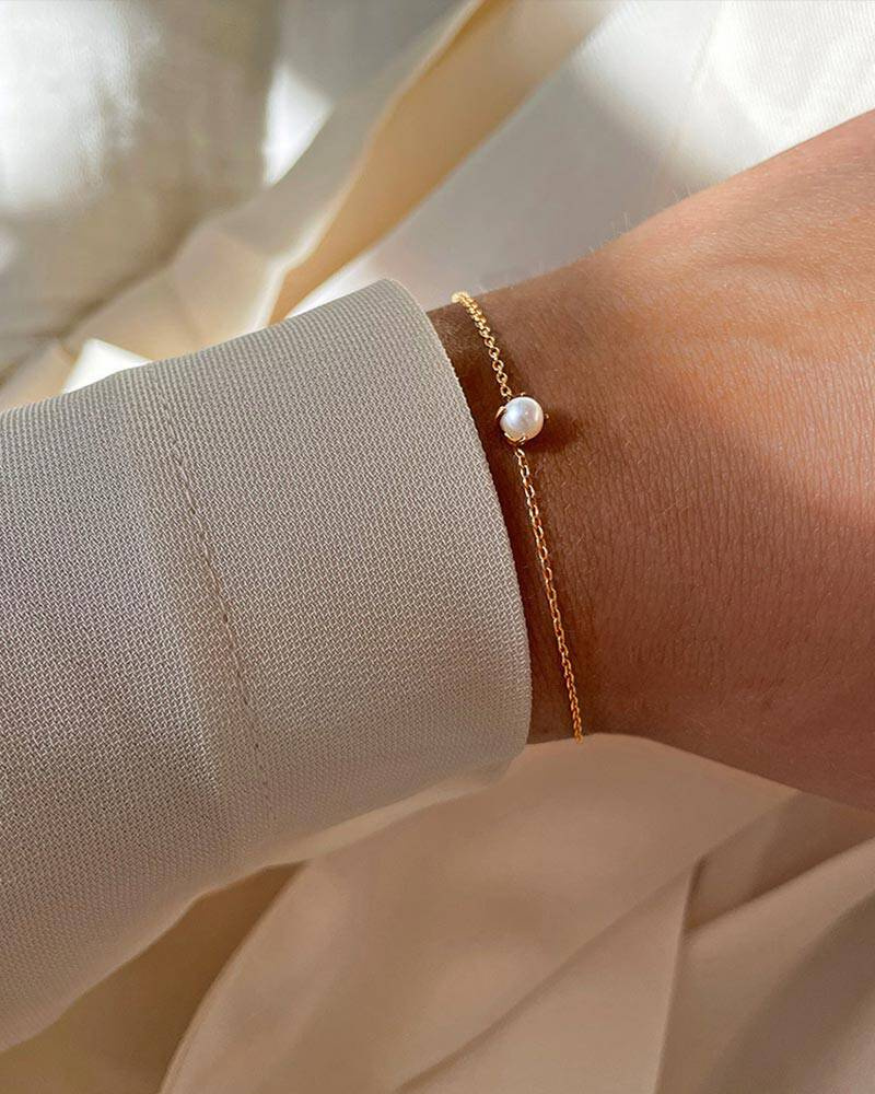 Petite Pearl armband guld