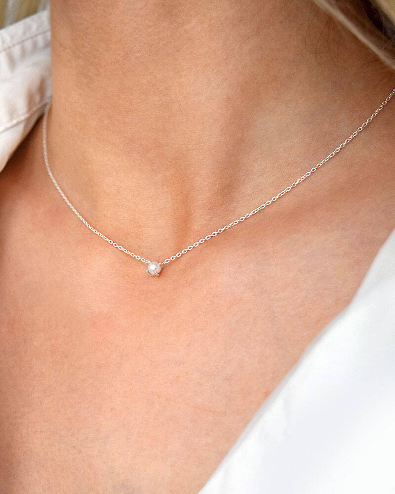 Petite Pearl halsband silver